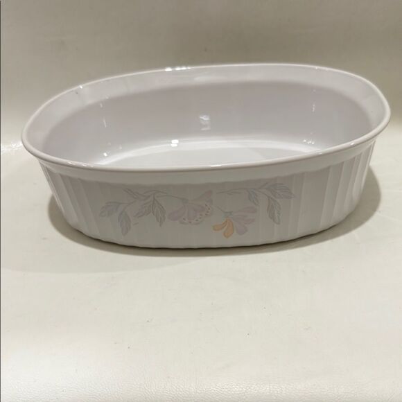 Corningware Pink Trio Ribbed White Ceramic Baking Dish 1.8 Liter 9 1/2 X 7 1/2 - Picture 1 of 9